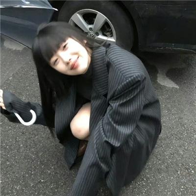 走夜路的男人